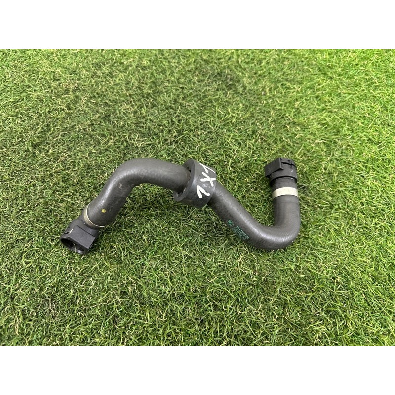 Патрубок (система охлаждения) BMW X1 F48 2016 2.0 B46B20 17127617374