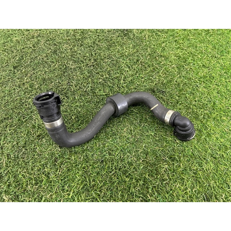 Патрубок (система охлаждения) BMW X1 F48 2016 2.0 B46B20 17127617374