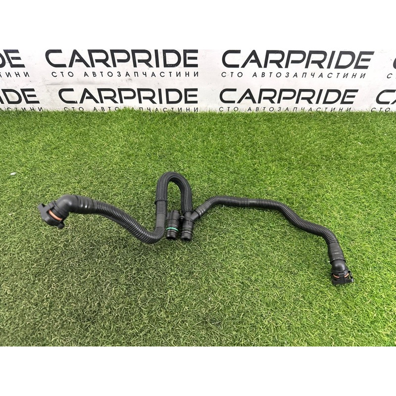 Трубка вентиляции картерных газов (двигатель и элементы) AUDI A7 4G 2012 3.0 CGXB 06E103217AD