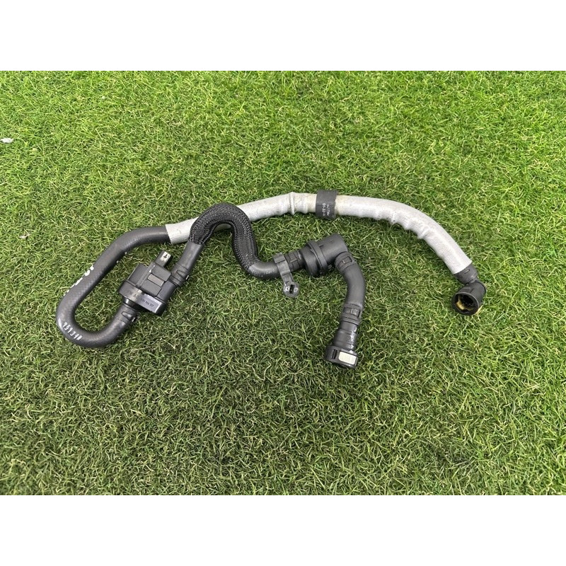 Клапан вентиляции топливного бака (топливная система) Volkswagen Touareg NF 2015 3.6 CGRA 7P6133352C