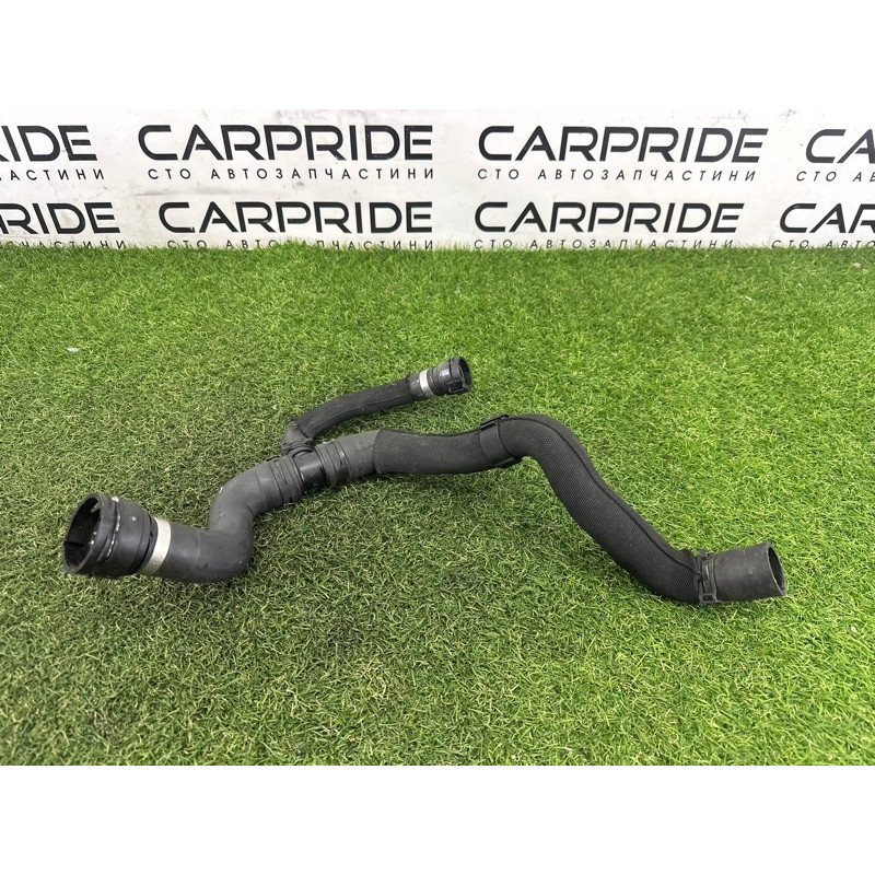 Патрубок (система охлаждения) AUDI Q5 8R 2012 2.0 CAEB 8R0121055D