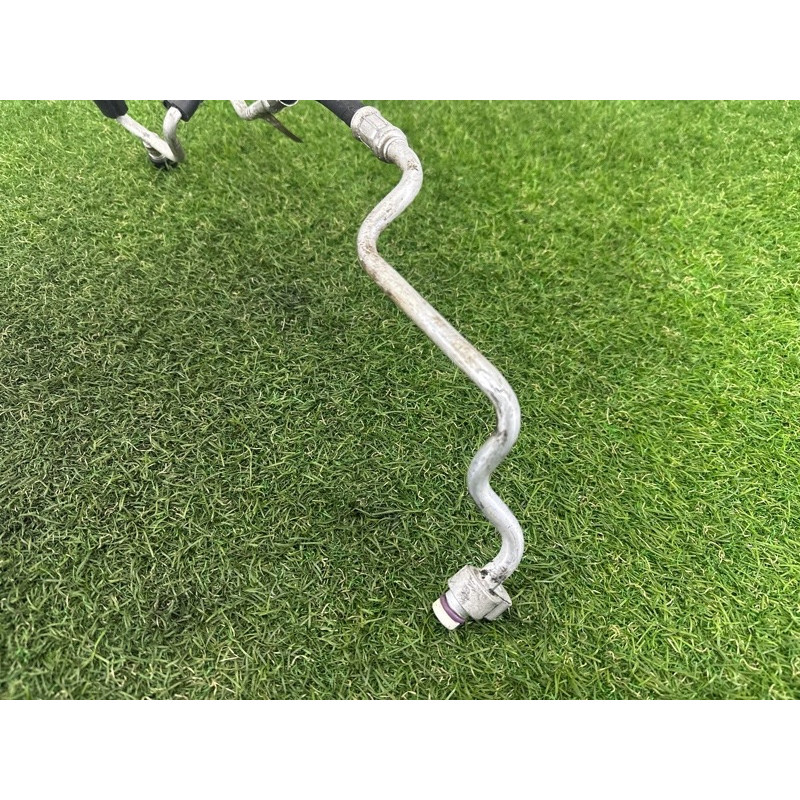 Трубка кондиционера (отопление и кондиционирование) BMW X1 F48 2016 2.0 B46B20 64539289102