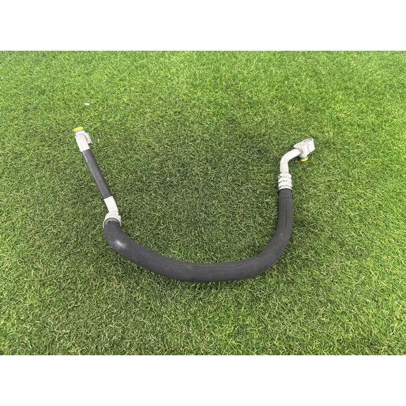 Трубка кондиционера (отопление и кондиционирование) AUDI A4 B8 2012 2.0 CAEB 8K0260701D