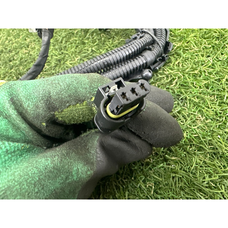 Проводка форсунок (электрика двигателя) BMW X1 F48 2016 2.0 B46B20 12518634246