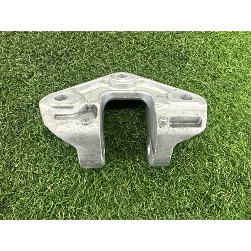 Кронштейн подушки двигателя (кронштейны двигателя) Nissan Rogue T33 2021 2.5 PR25DD 113326RA0A