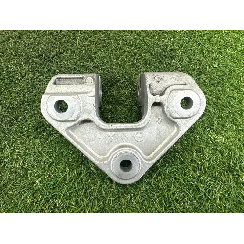 Кронштейн подушки двигателя (кронштейны двигателя) Nissan Rogue T33 2021 2.5 PR25DD 113326RA0A