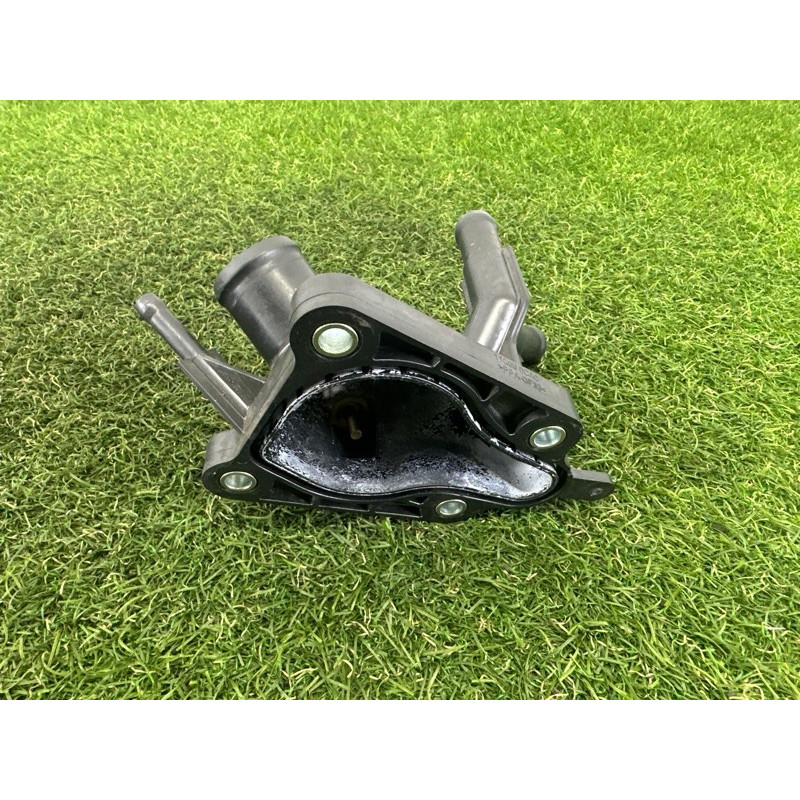 Фланец системы охлаждения (система охлаждения) Nissan Rogue T33 2021 2.5 PR25DD 110606CA0A