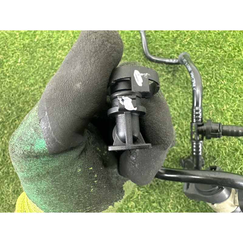 Клапан вентиляции топливного бака (топливная система) BMW X5 E70 2011 3.0 N55B30 13907636157