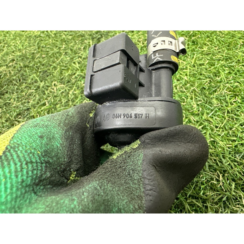 Клапан вентиляции топливного бака (топливная система) AUDI A4 B8 2012 2.0 CAEB 06H133781CB