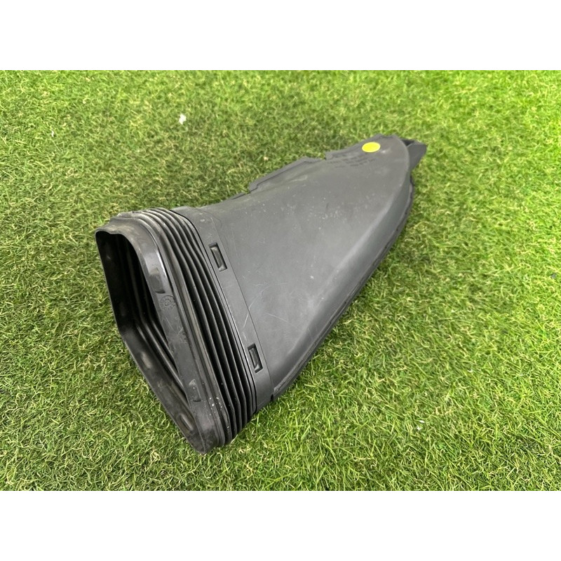 Воздухозаборник (впускная система) AUDI A7 4G 2012 3.0 CGXB 4G0129624D