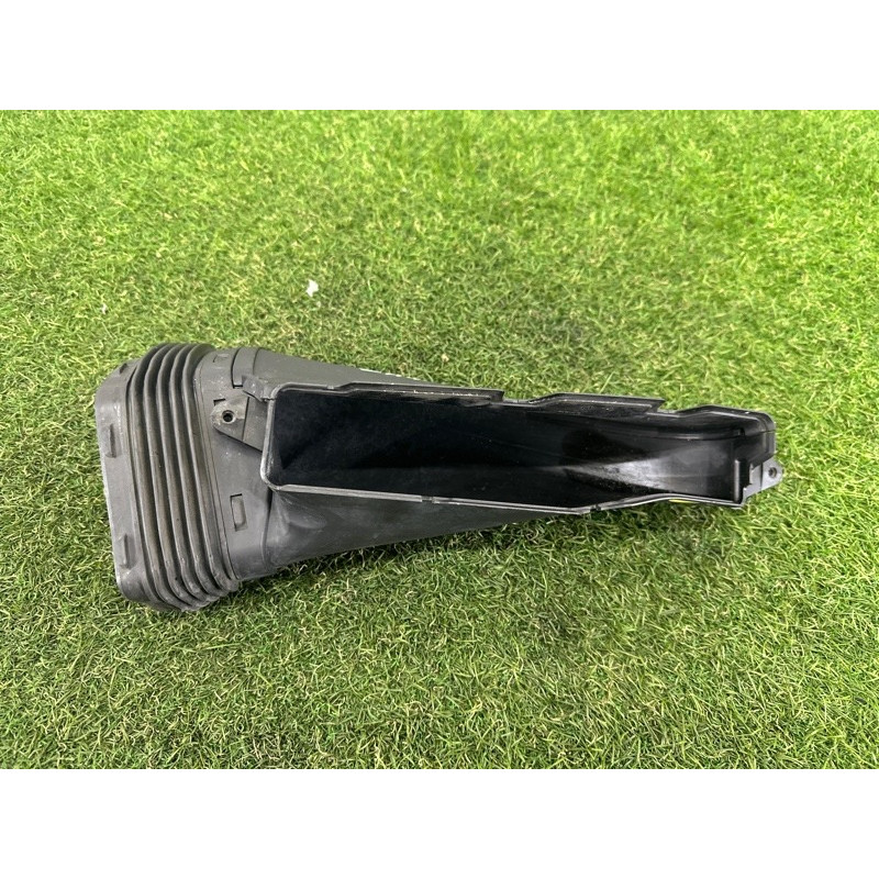 Воздухозаборник (впускная система) AUDI A7 4G 2012 3.0 CGXB 4G0129624D