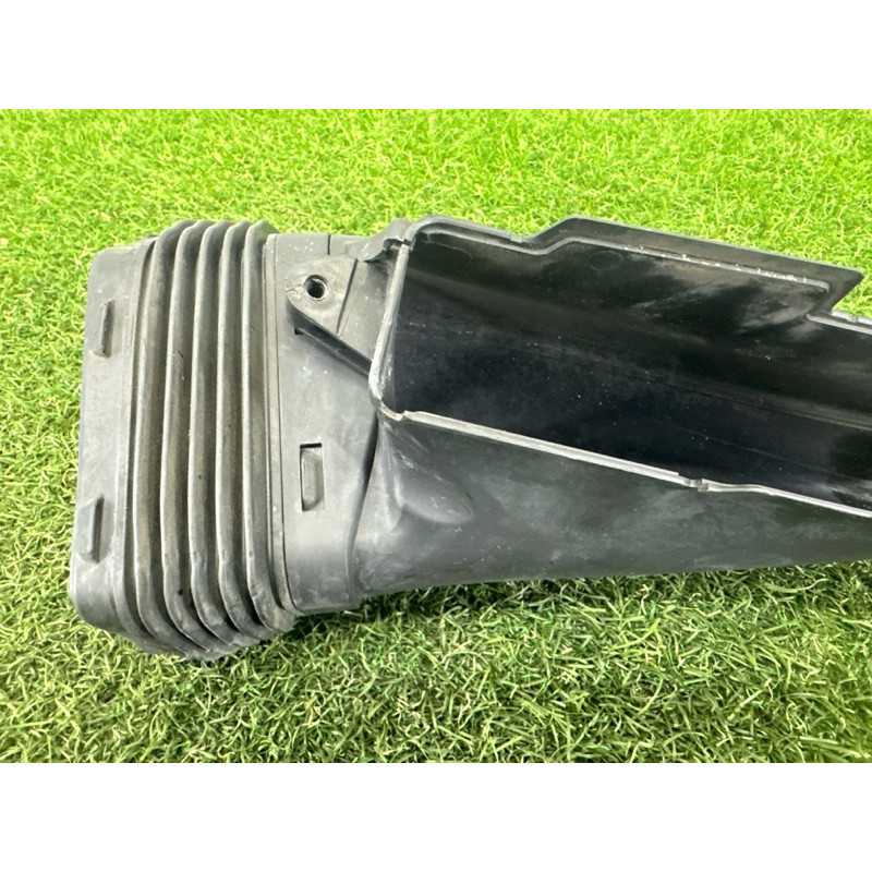 Воздухозаборник (впускная система) AUDI A7 4G 2012 3.0 CGXB 4G0129624D