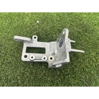 Кронштейн клапана EGR