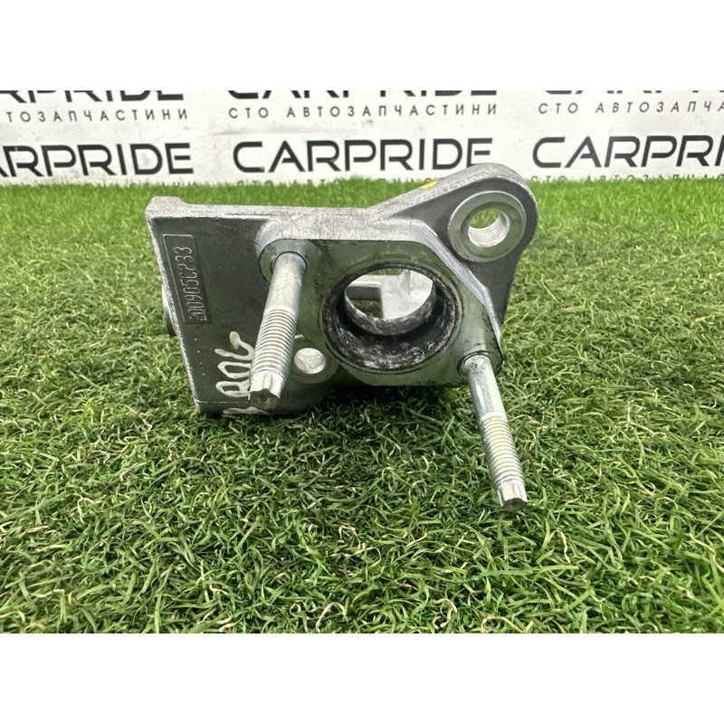 Кронштейн клапана EGR (кронштейны двигателя) Nissan Rogue T33 2021 2.5 PR25DD 147176CA1A