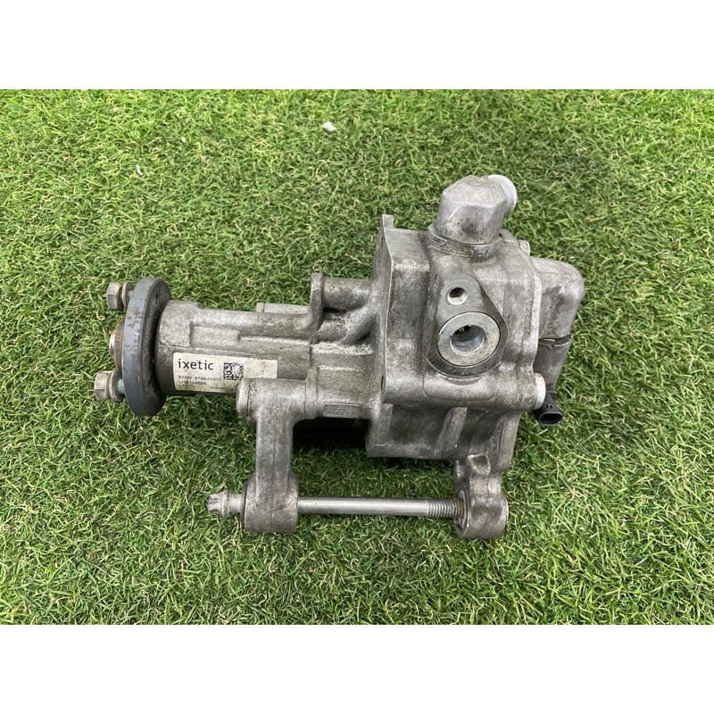 Насос гидроусилителя руля (рулевое управление) BMW X5 E70 2013-2015 3.0 32416796456