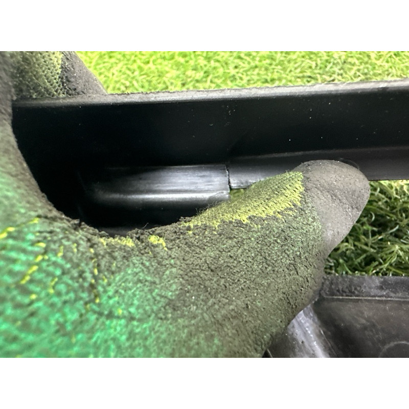 Брызговик (кузов и элементы) BMW 7-series F01 2011 3.0 N54 51757185005