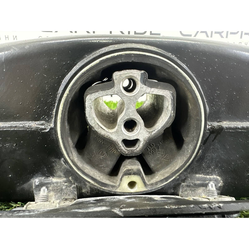 Кронштейн КПП (трансмісія) Volkswagen Touareg NF 2015 3.6 CGRA 7P0399225B