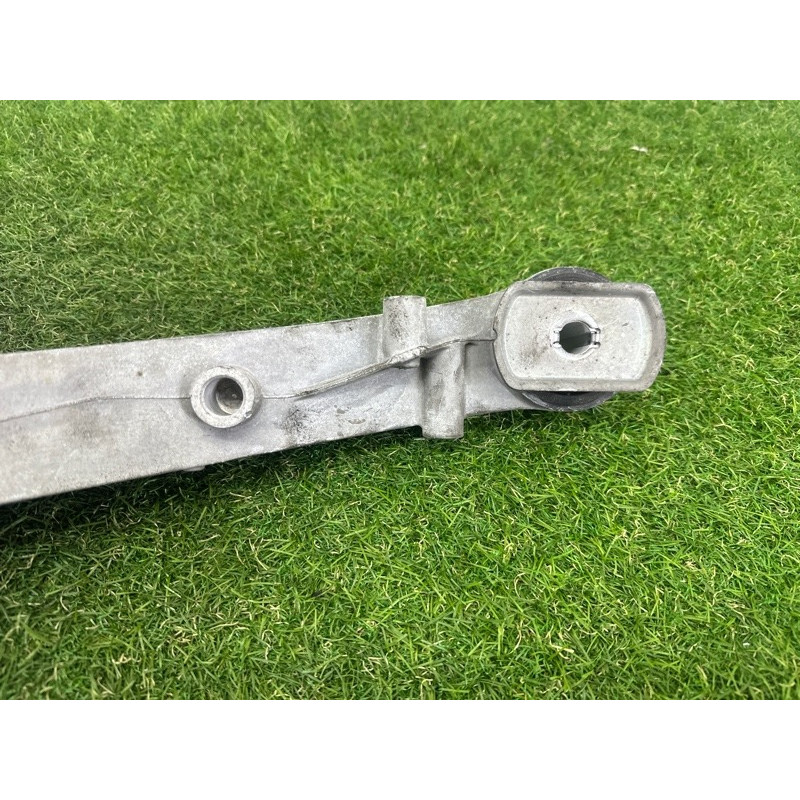 Кронштейн редуктора (трансмиссия) BMW X1 F48 2016 2.0 B46B20 33366858474