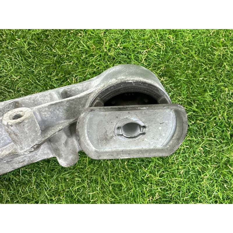 Кронштейн редуктора (трансмиссия) BMW X1 F48 2016 2.0 B46B20 33366858474