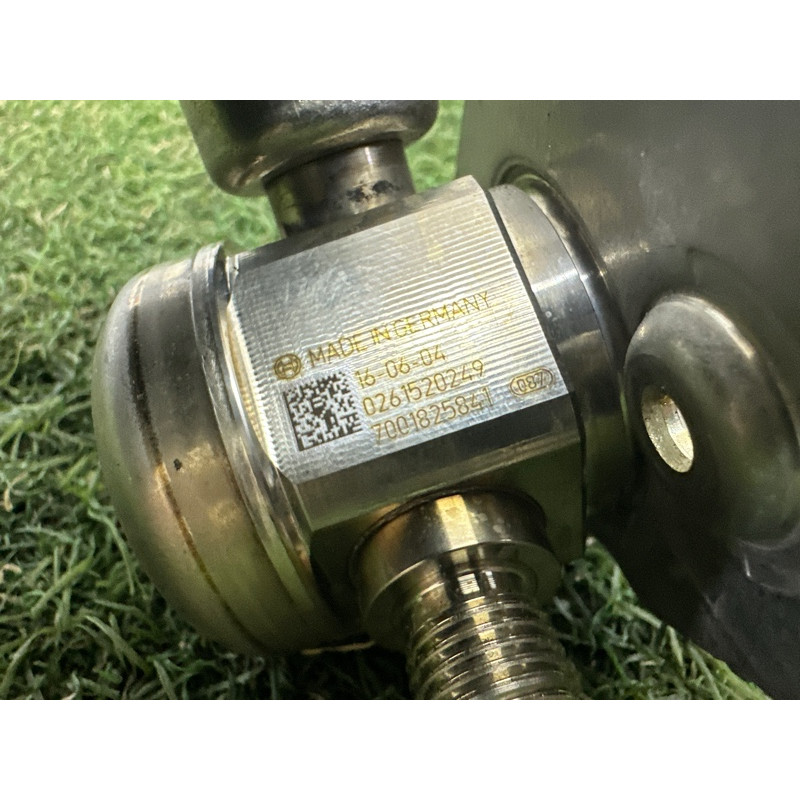 ТНВД (паливна система) BMW X1 F48 2016 2.0 B46B20 13517636881