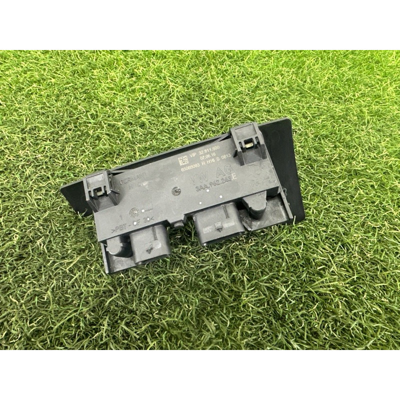 Блок управления крышки багажника (электрика / блоки управления) Volkswagen Touareg NF 2015 3.6 CGRA 3AA962243E