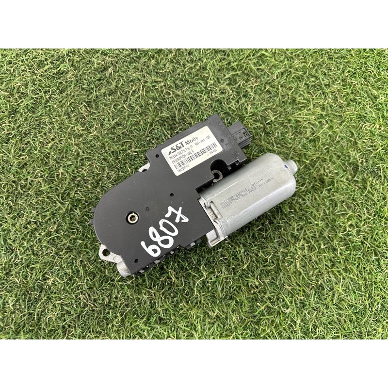 Мотор люка (электрика) BMW X1 F48 2016 2.0 B46B20 54107391782