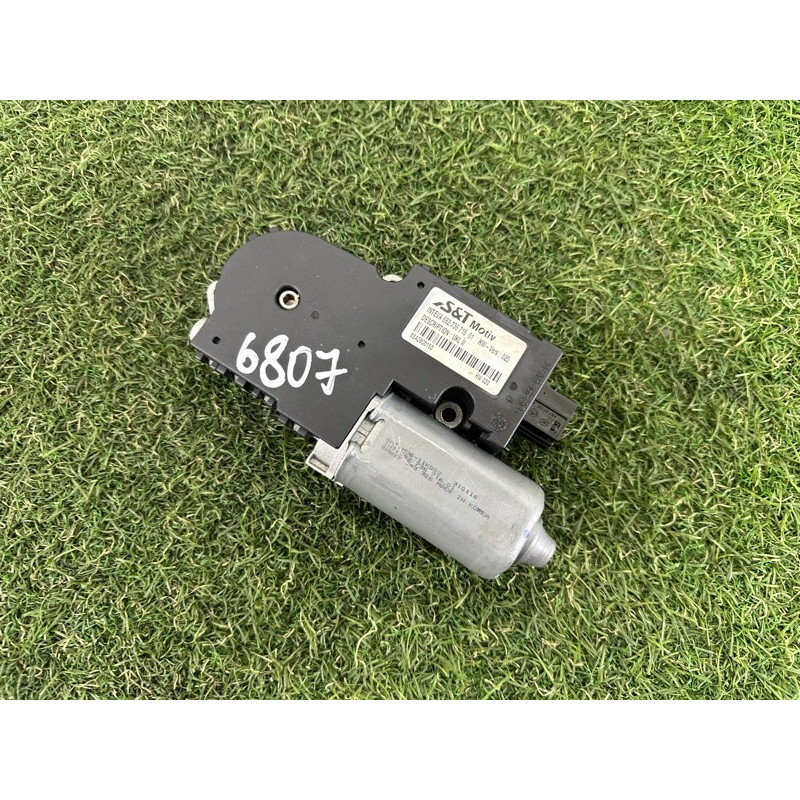 Мотор люка (электрика) BMW X1 F48 2016 2.0 B46B20 54107391782