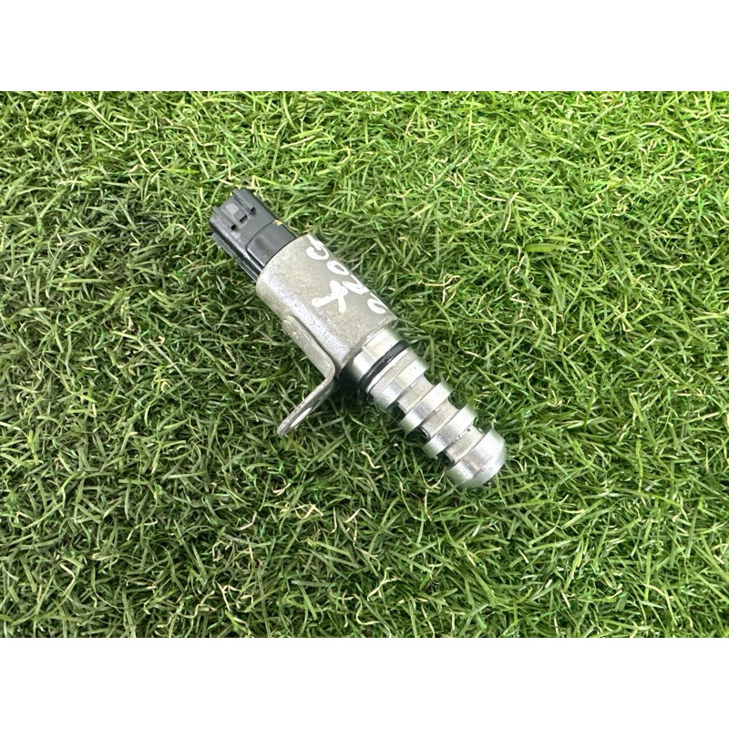 Клапан фазорегулятора (электрика двигателя) Nissan Rogue T33 2021 2.5 PR25DD 237963JV2A