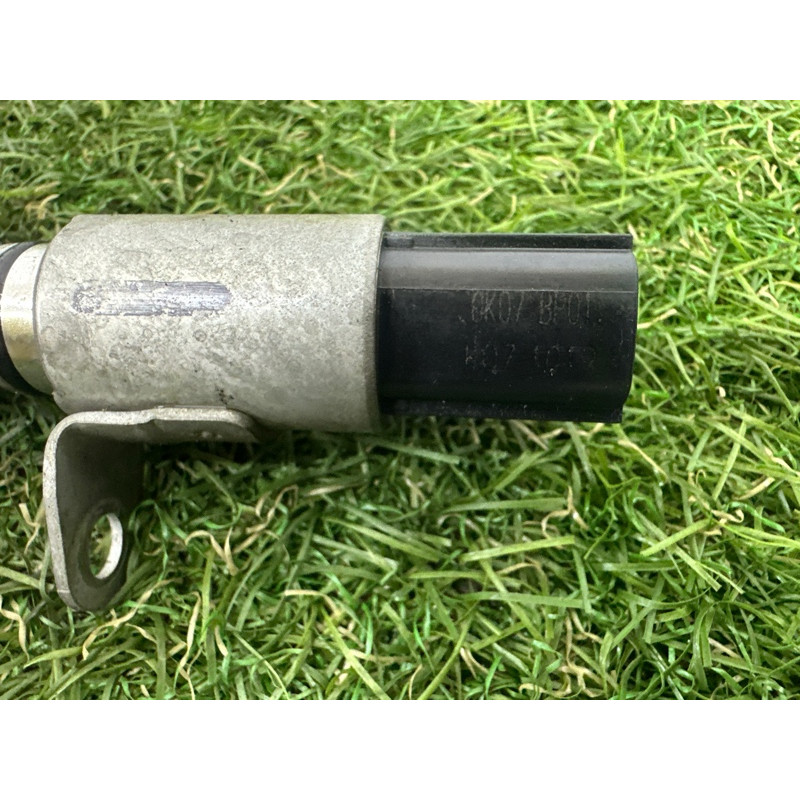 Клапан фазорегулятора (электрика двигателя) Nissan Rogue T33 2021 2.5 PR25DD 237963JV2A