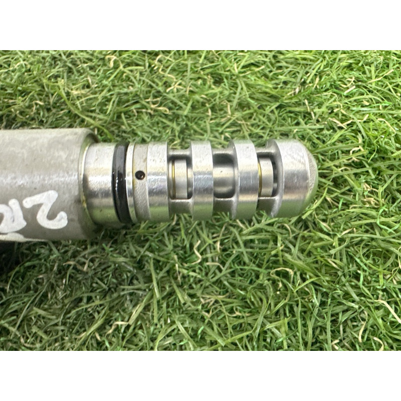 Клапан фазорегулятора (электрика двигателя) Nissan Rogue T33 2021 2.5 PR25DD 237963JV2A