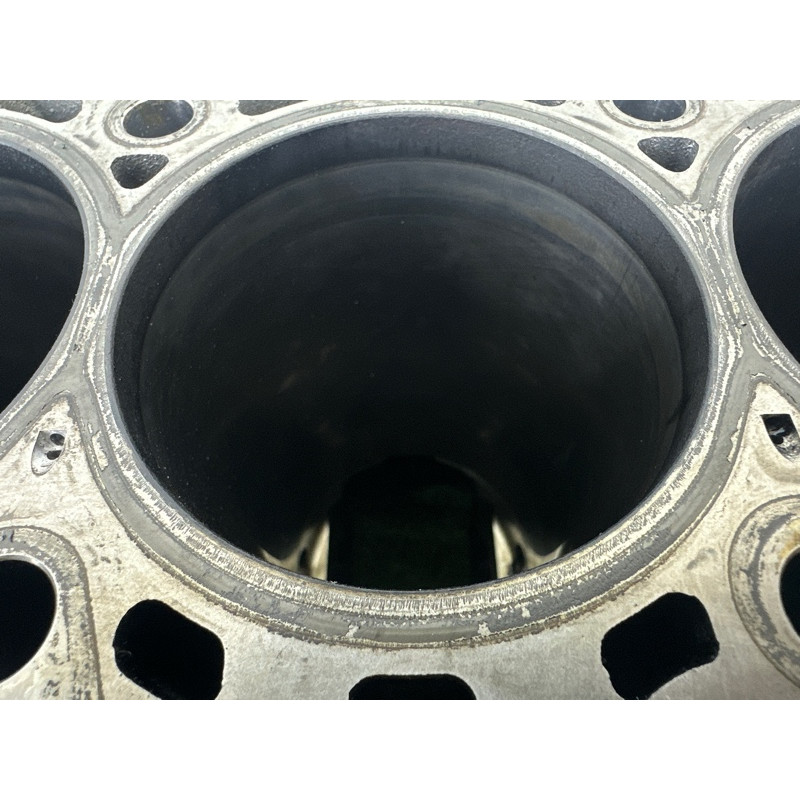 Блок циліндрів (двигун та елементи) BMW X5 E70 2011 3.0 N57 11112359836