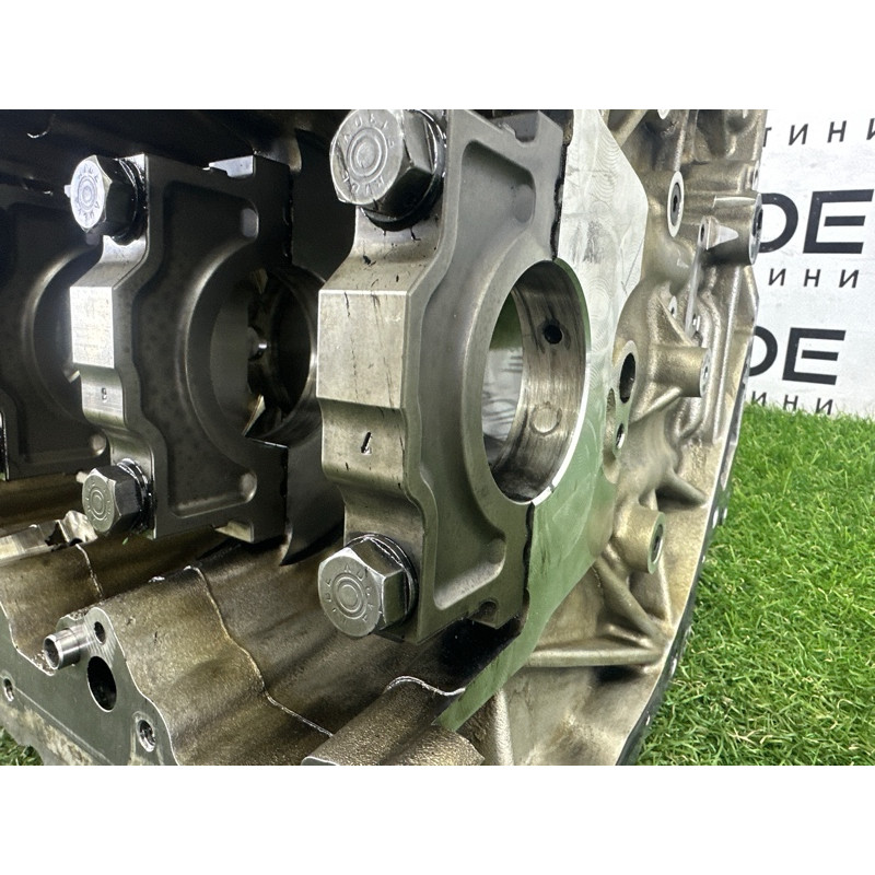 Блок циліндрів (двигун та елементи) BMW X5 E70 2011 3.0 N57 11112359836