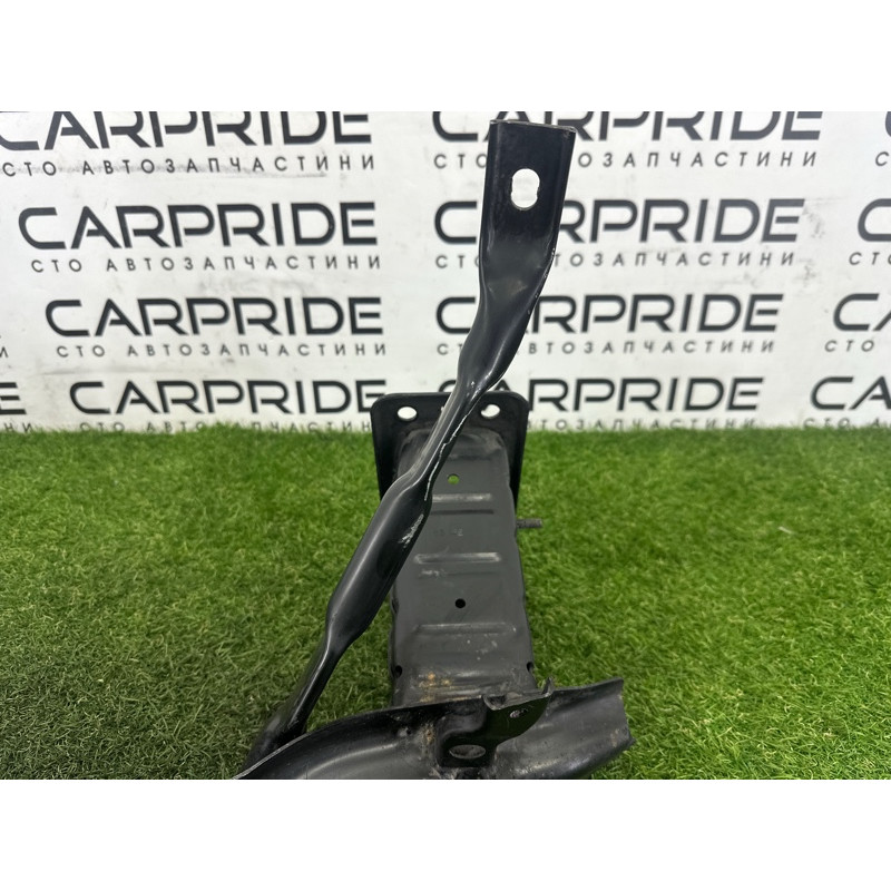 Усилитель бампера (наружные элементы кузова) BMW X5 E70 2011 3.0 N55B30 51117229085