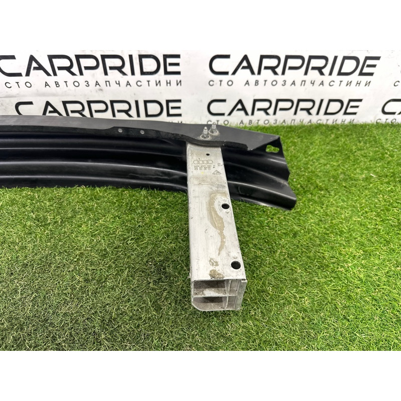 Усилитель бампера (наружные элементы кузова) AUDI A4 B8 2012 2.0 CAEB 8T0807313A