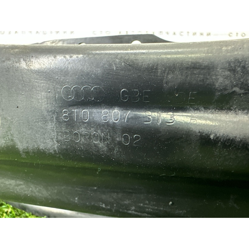 Усилитель бампера (наружные элементы кузова) AUDI A4 B8 2012 2.0 CAEB 8T0807313A