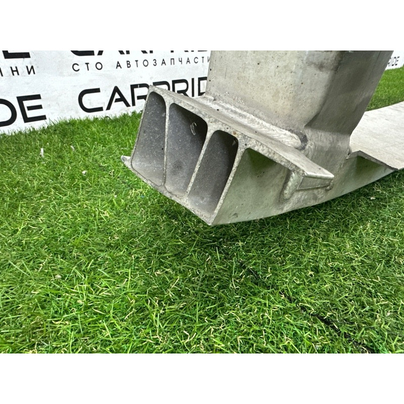 Усилитель бампера (наружные элементы кузова) AUDI A7 4G 2012 3.0 CGXB 4G8807309B