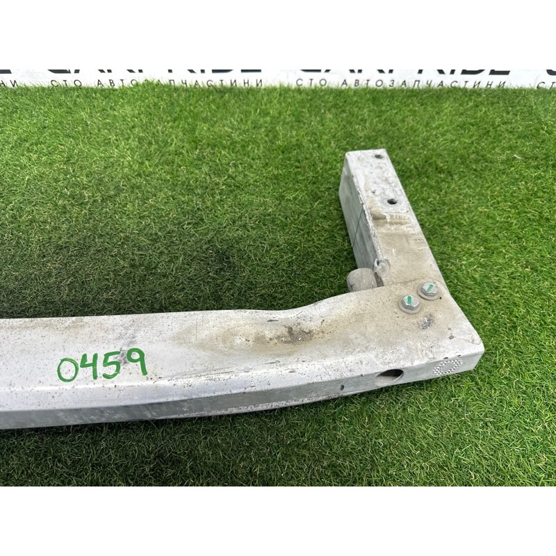 Усилитель бампера (наружные элементы кузова) AUDI Q5 8R 2012 2.0 CAEB 8R0807313B