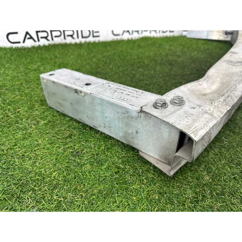 Усилитель бампера (наружные элементы кузова) AUDI Q5 8R 2012 2.0 CAEB 8R0807313B