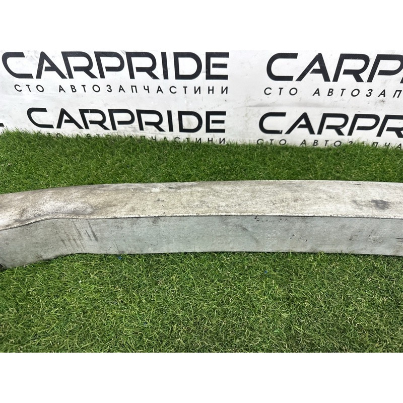 Усилитель бампера (наружные элементы кузова) AUDI Q5 8R 2012 2.0 CAEB 8R0807313B