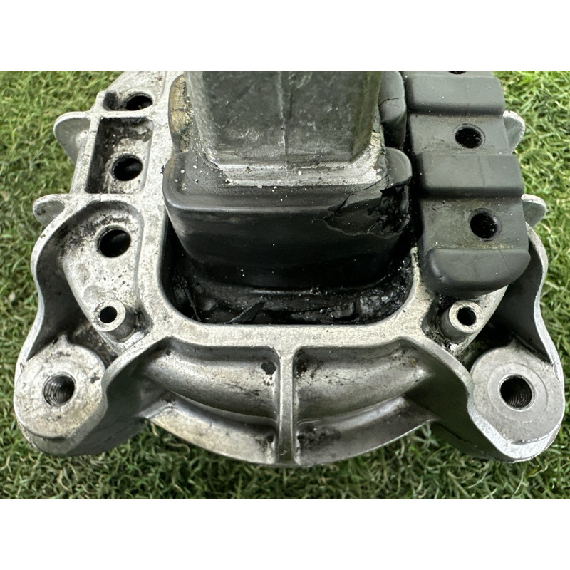 Подушка двигателя (двигатель и элементы) BMW 7-series F01 2011 3.0 N54 22116777365