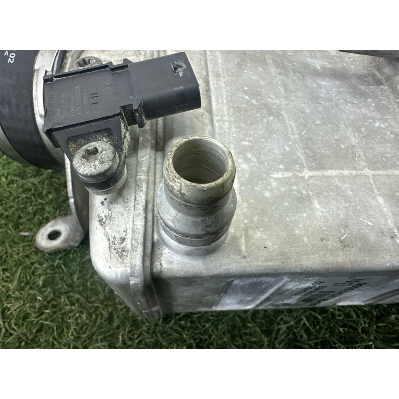 Интеркулер (система охлаждения) BMW X5 E70 2013-2015 3.0 13717575405