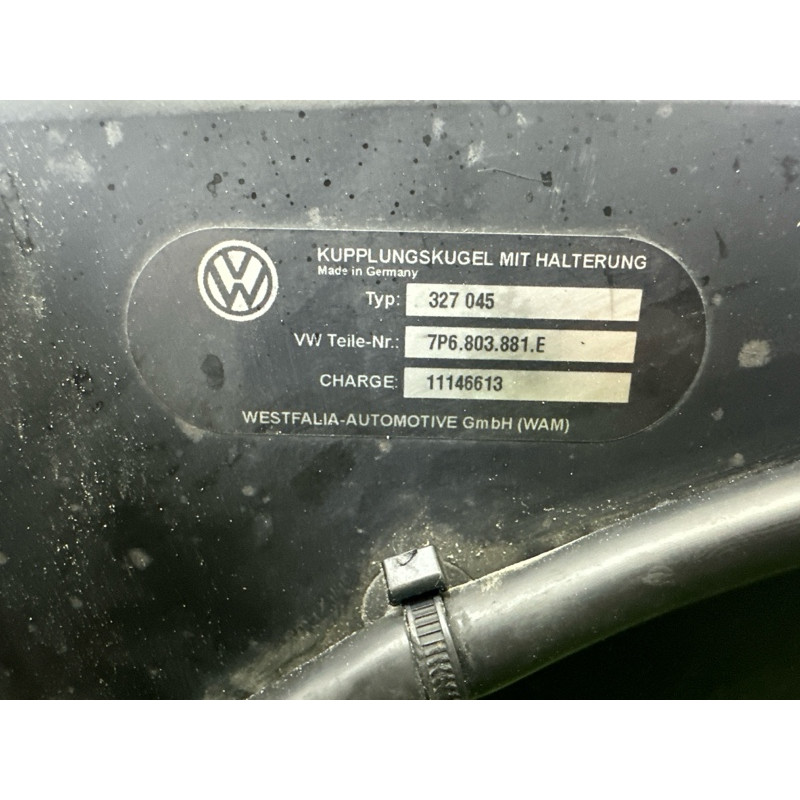 Фаркоп (кузов і елементи) Volkswagen Touareg NF 2015 3.6 CGRA 7P6803881E
