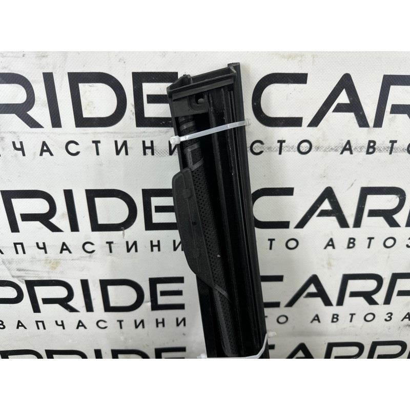 Солнцезащитная шторка (салон) BMW 7-series F01 2011 3.0 N54 51359168843