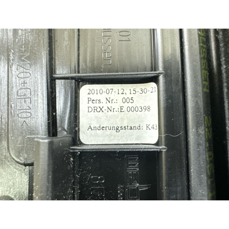 Солнцезащитная шторка (салон) BMW 7-series F01 2011 3.0 N54 51359168843