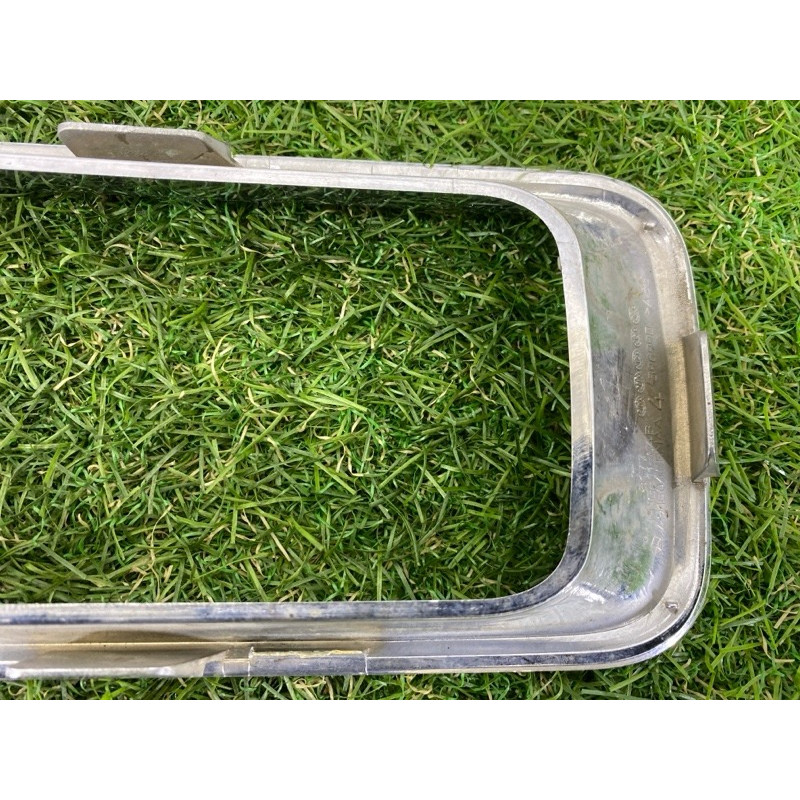 Решетка бампера (кузов и элементы) Jeep Compass MK49 2011 2.4 68109865AA