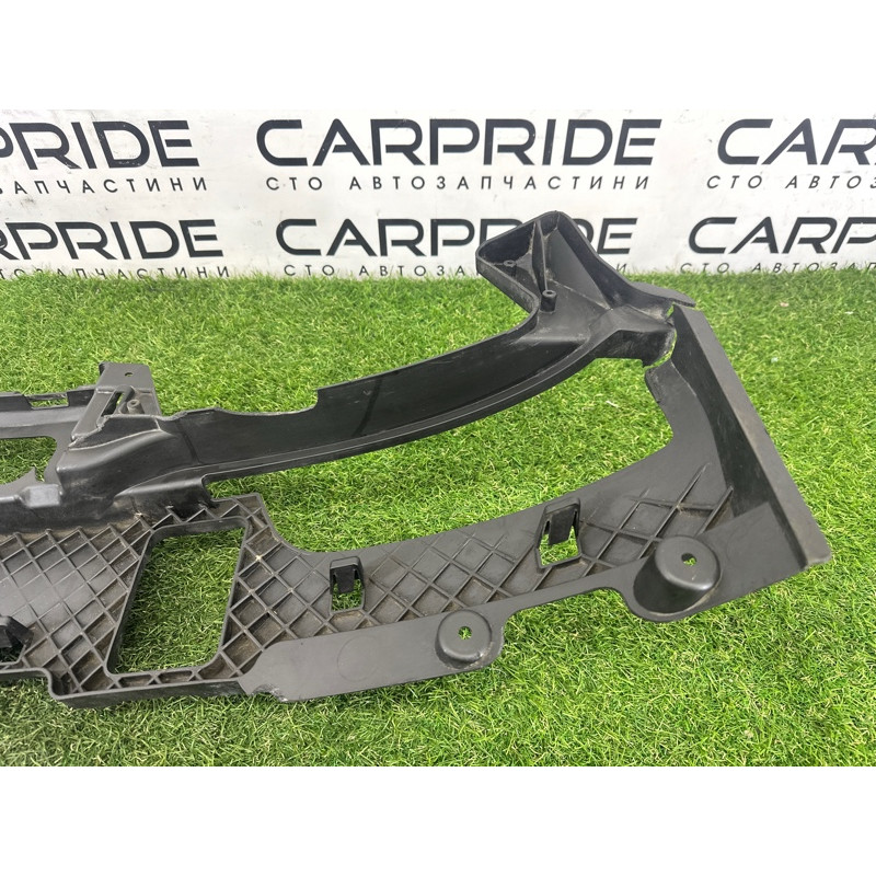 Крепление бампера (кузов и элементы) BMW 7-series F01 2011 3.0 N54 51127186826