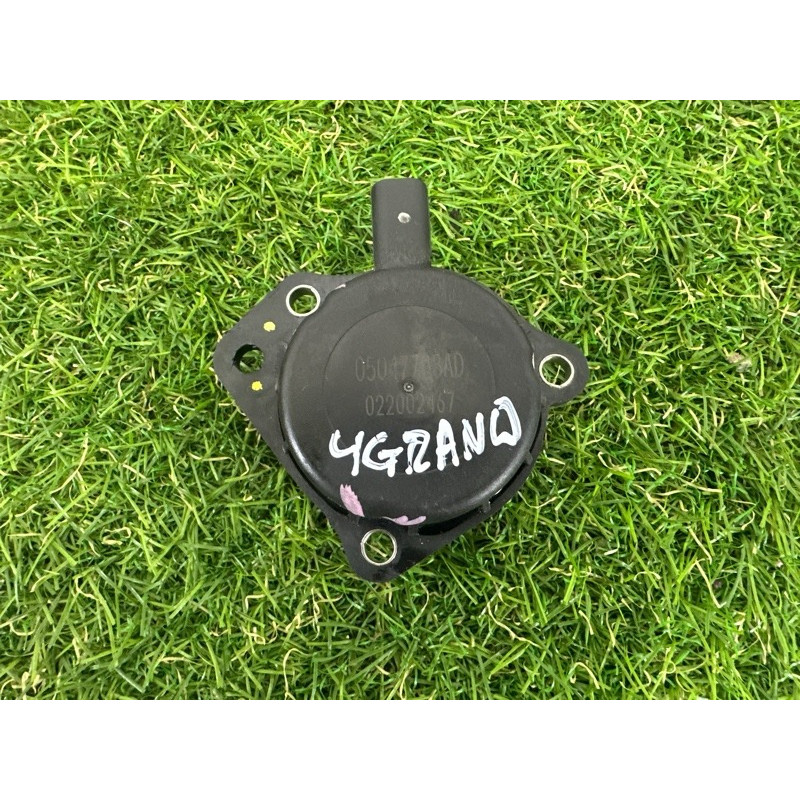 Клапан фазорегулятора (электрика двигателя) Jeep Grand Cherokee WK2 2020 3.6 5047788AD