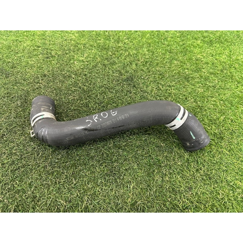 Патрубок (система охлаждения) Nissan Rogue T32 2016 2.5 QR25DE 215034BA0A