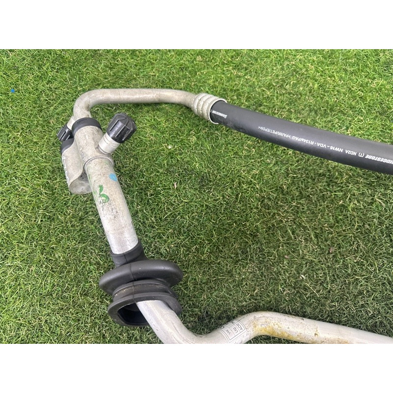 Трубка кондиционера (отопление и кондиционирование) AUDI A4 B8 2012 2.0 CAEB 8K0260707AC