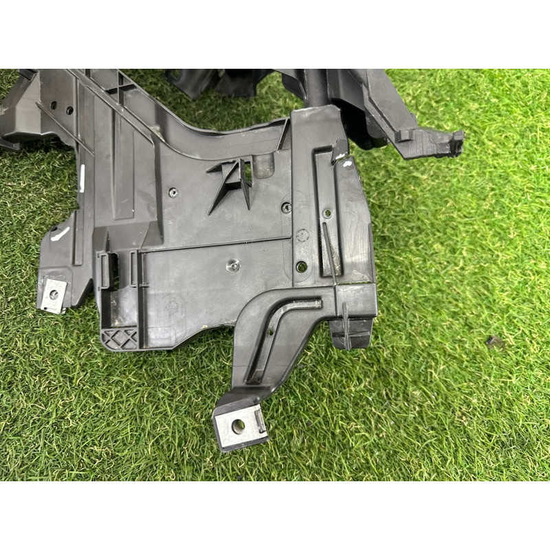 Кронштейн фары (кузов и элементы) AUDI A4 B8 2012 2.0 CAEB 8K0805608C